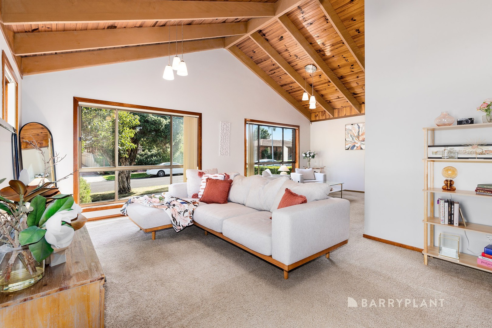 27 Azalea Avenue, Mill Park, VIC 3082, Mill Park - Thumbnail 2