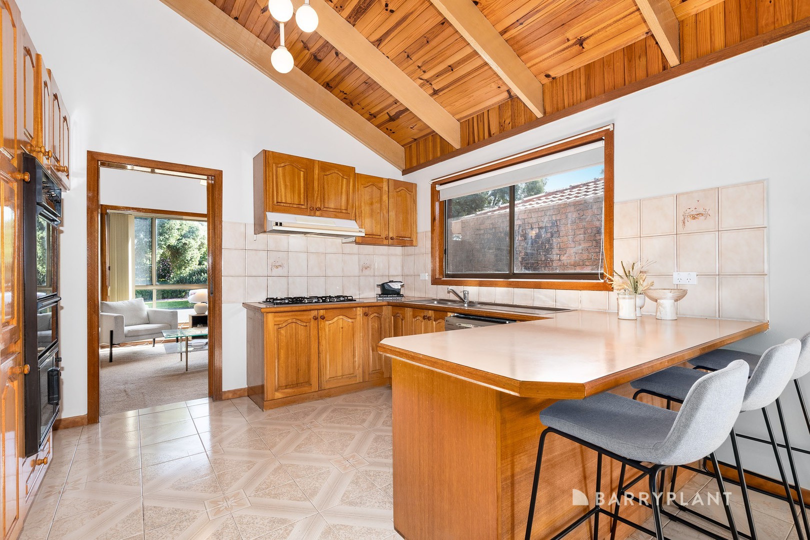 27 Azalea Avenue, Mill Park, VIC 3082, Mill Park - Thumbnail 4