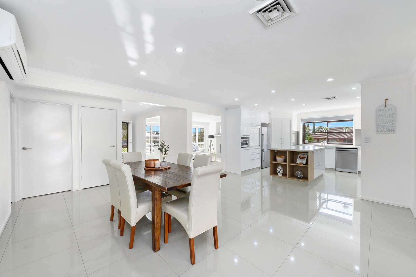 27 Barbary Crescent, Taylors Lakes, VIC 3038, Taylors Lakes - Thumbnail 5