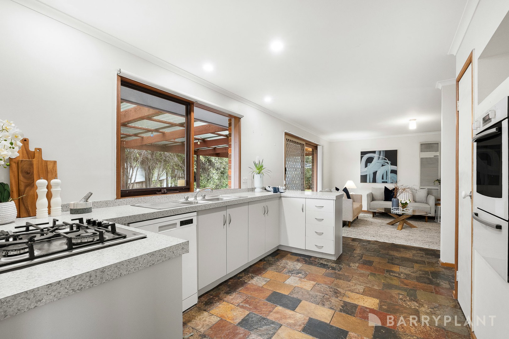 27 Barondi Avenue, Narre Warren, VIC 3805, Narre Warren - Thumbnail 7