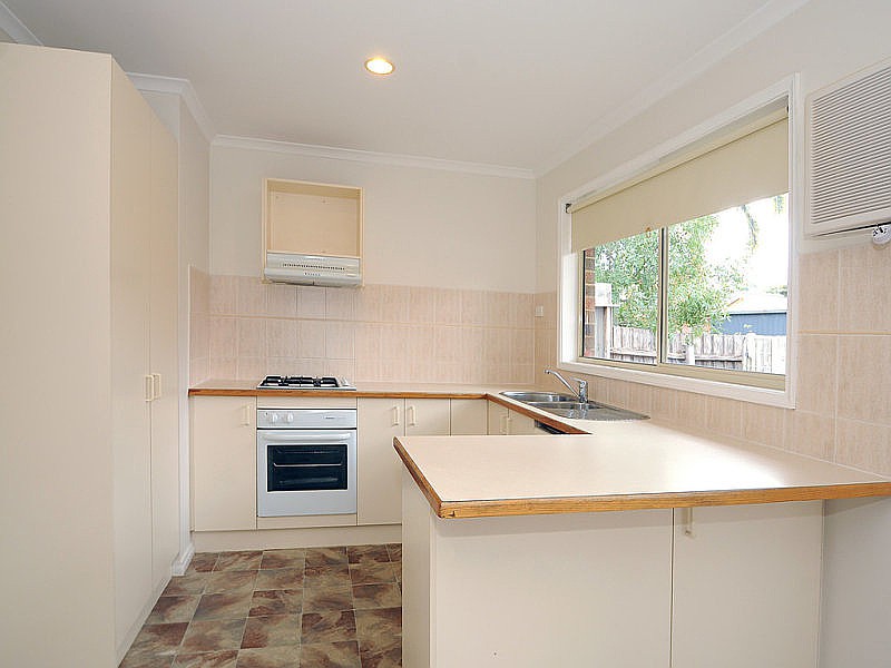 27 Barry  Street, Seaford, VIC 3198, Seaford - Thumbnail 3