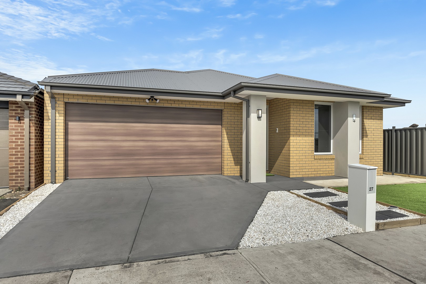 27 Basalt Street, Donnybrook, VIC 3064, Donnybrook - Thumbnail 2