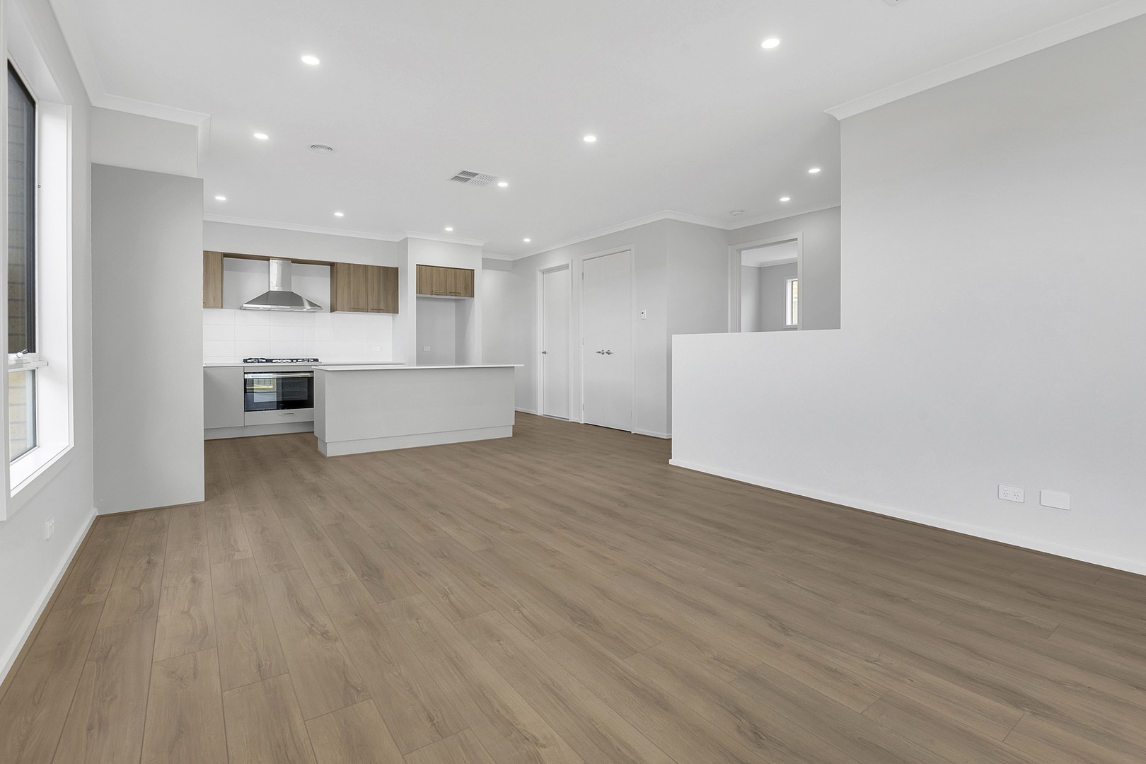 27 Basalt Street, Donnybrook, VIC 3064, Donnybrook - Thumbnail 5