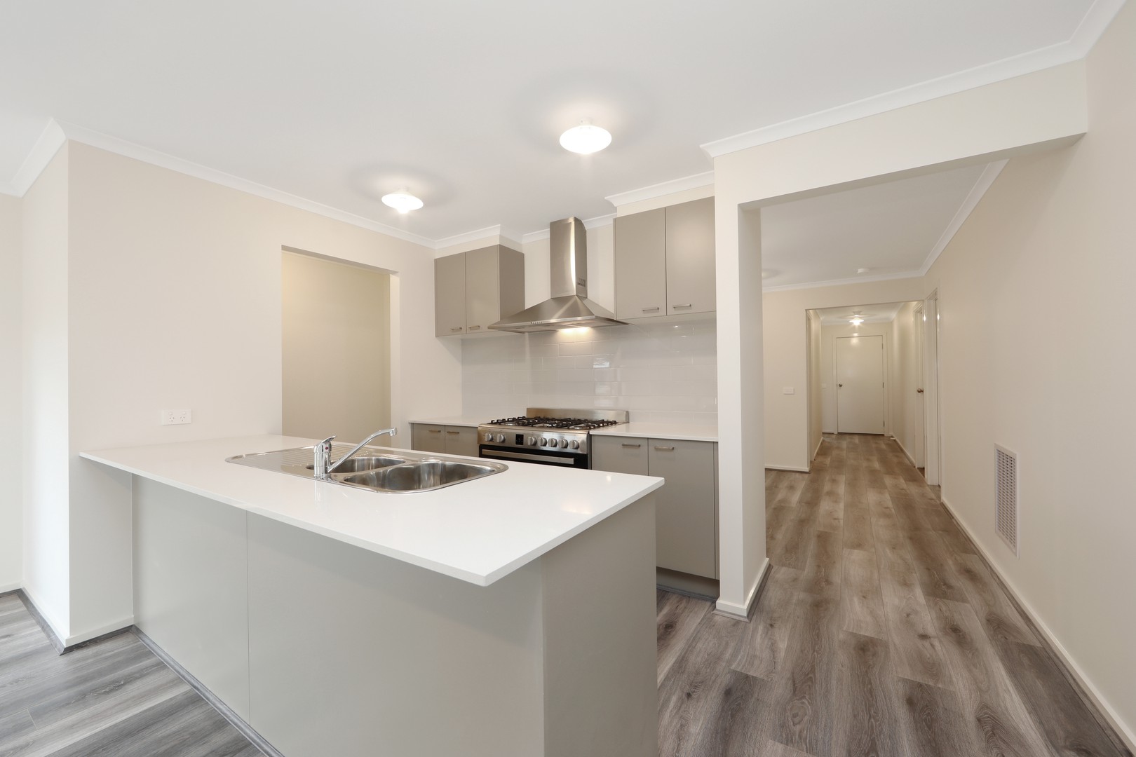 27 Beatrix  Circuit, Officer, VIC 3809 - Thumbnail 2 - 29/11/2021