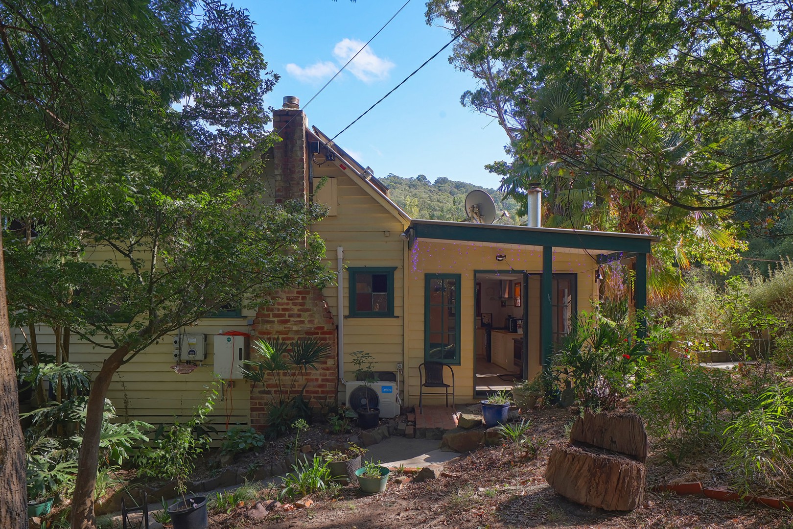 27 Birdwood Avenue, Healesville, VIC 3777, Healesville - Thumbnail 3