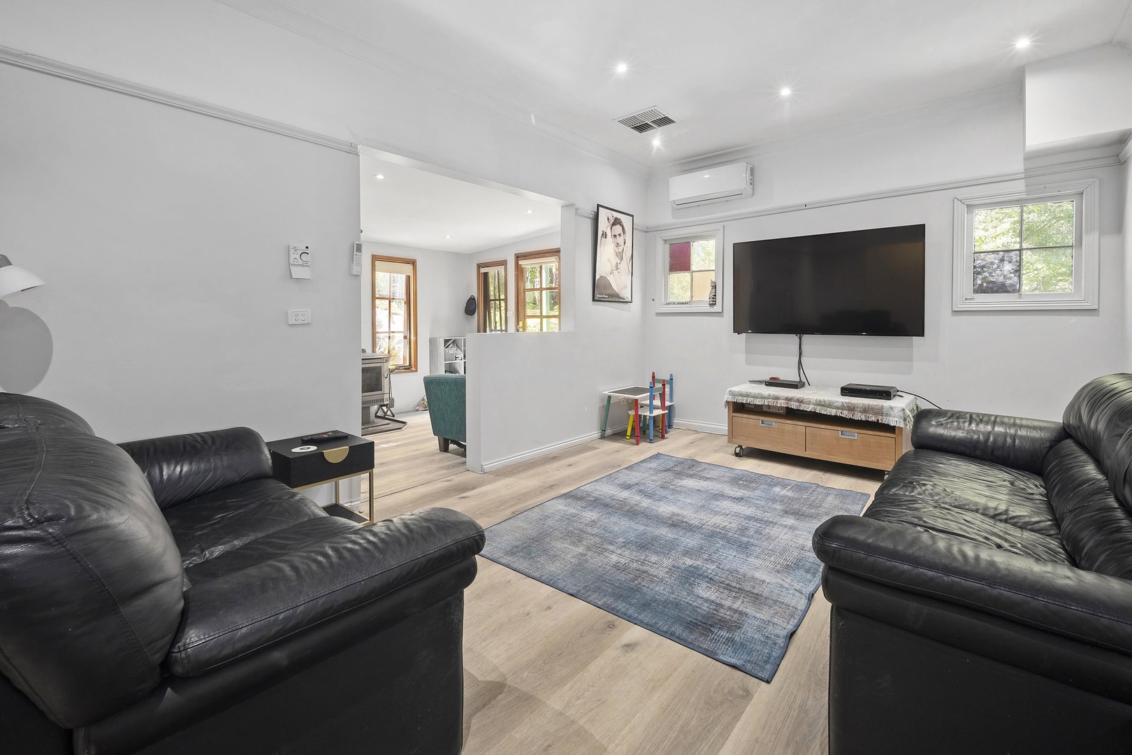 27 Birdwood Avenue, Healesville, VIC 3777, Healesville - Thumbnail 7