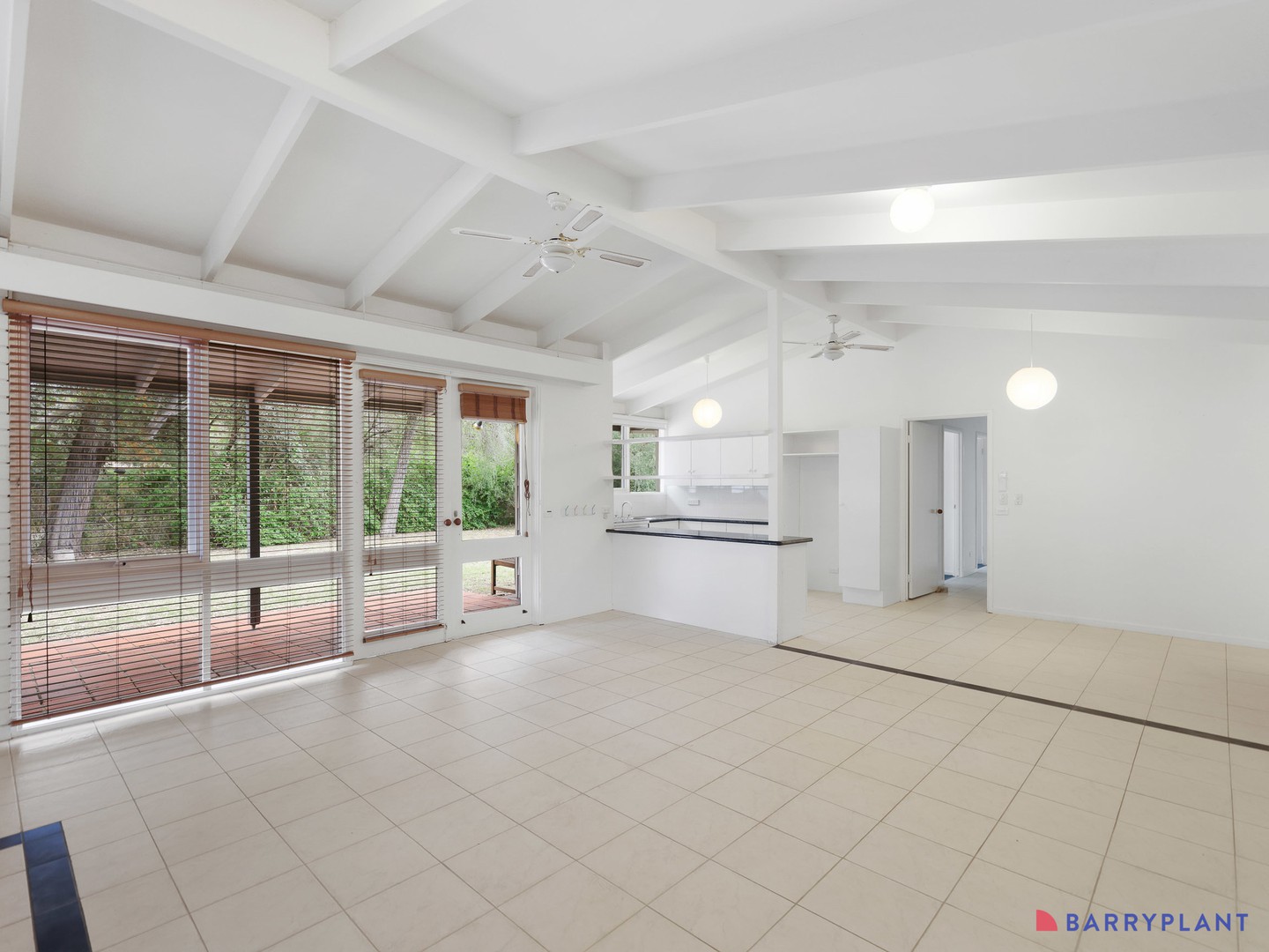 27 Bruce Road, Silverleaves, VIC 3922 - Thumbnail 2 - 11/09/2025