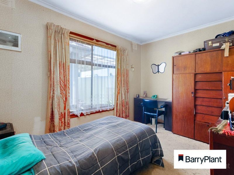 27 Camellia Avenue, Noble Park North, VIC 3174, Noble Park North - Thumbnail 8