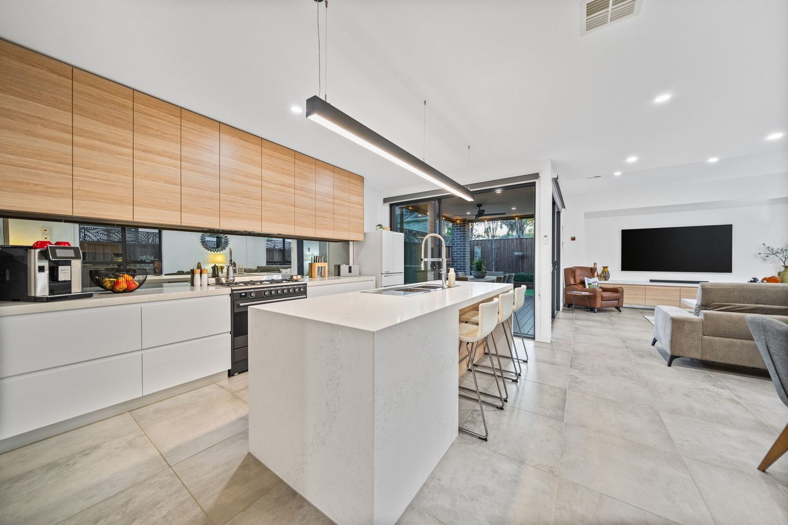 27 Canopy Crescent, Hillside, VIC 3037, Hillside - Thumbnail 2