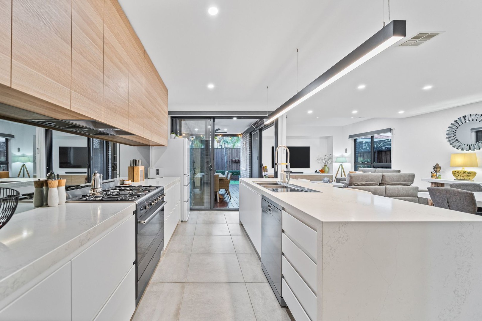 27 Canopy Crescent, Hillside, VIC 3037, Hillside - Thumbnail 4