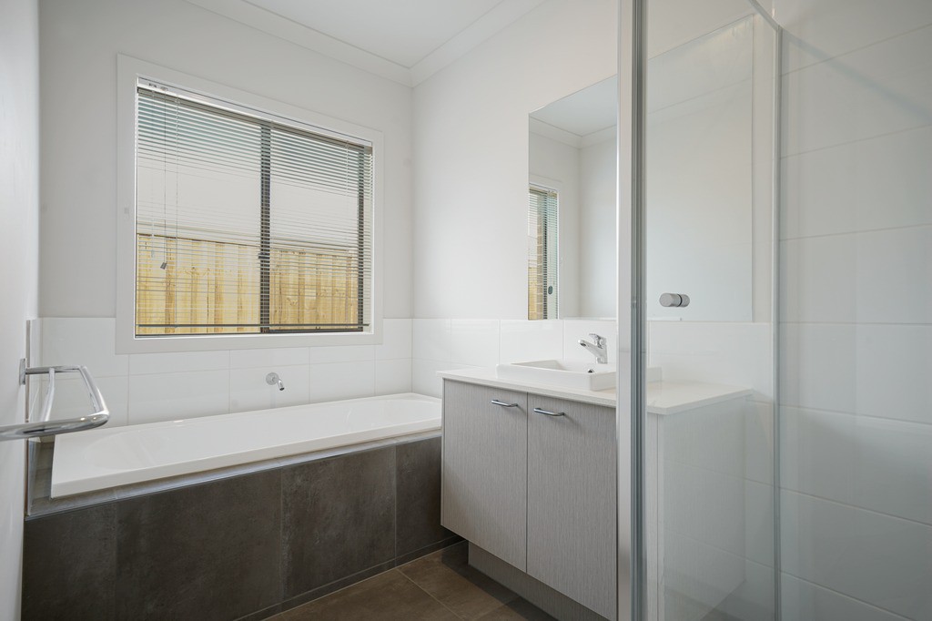 27 Cardamon Street, Armstrong Creek, VIC 3217, Armstrong Creek - Thumbnail 6