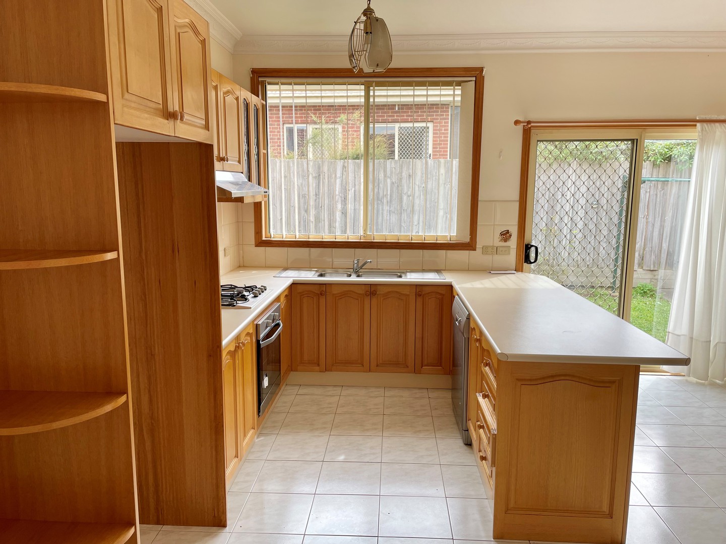 27 Church Street, Mitcham, VIC 3132, Mitcham - Thumbnail 3