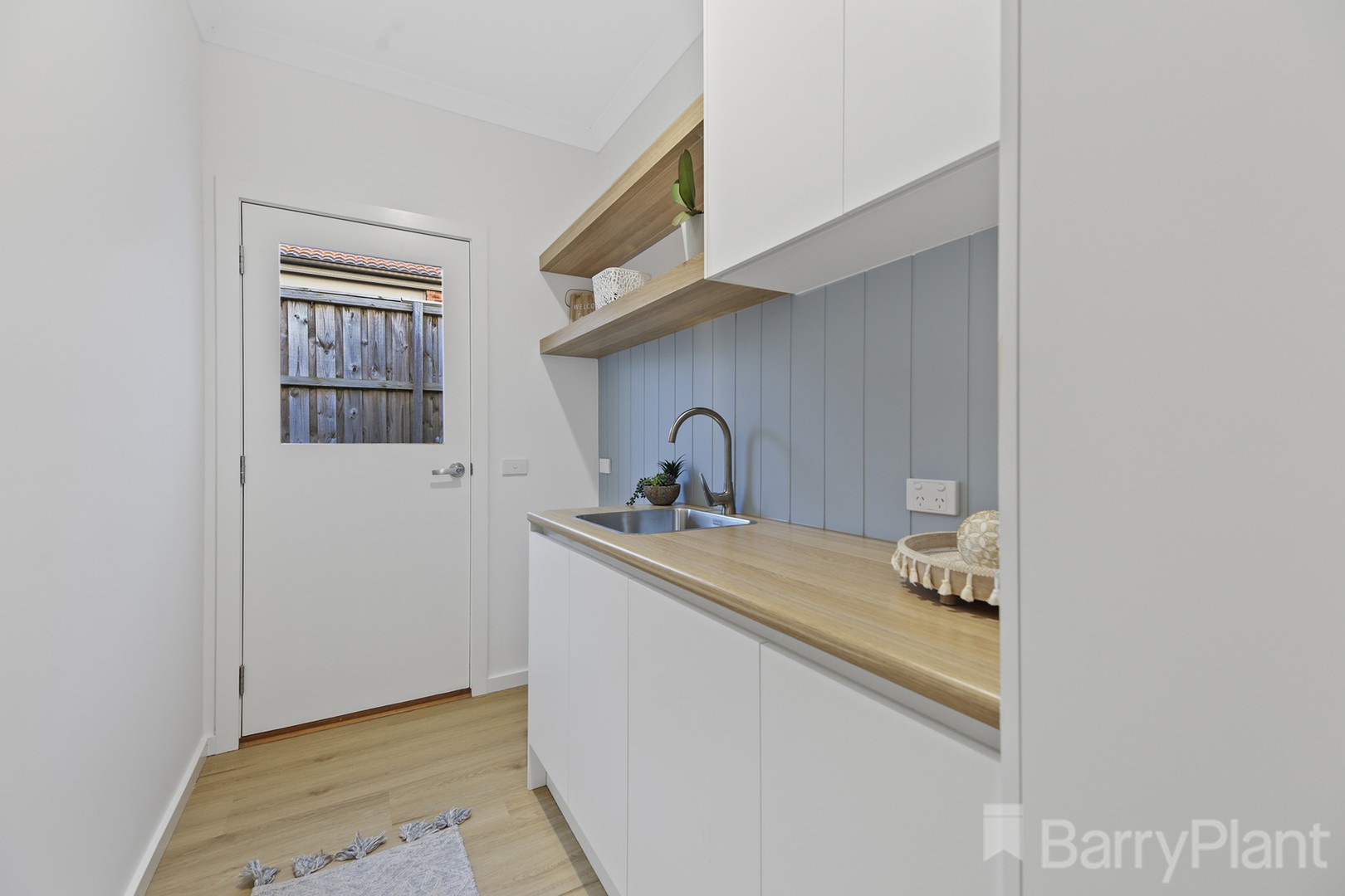 27 Cinnamon Street, Drouin, VIC 3818, Drouin - Thumbnail 7