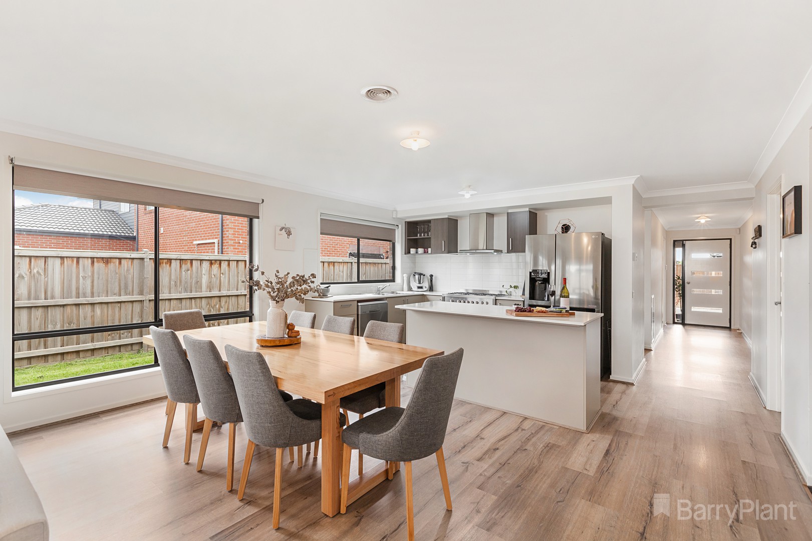 27 Clarendon CresWallan, VIC 3756, Wallan - Thumbnail 4