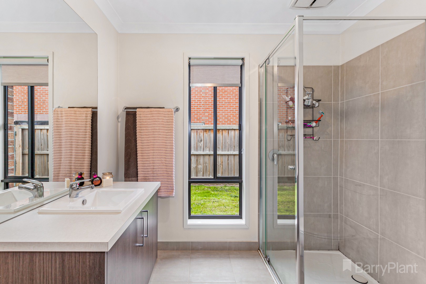 27 Clarendon CresWallan, VIC 3756, Wallan - Thumbnail 7