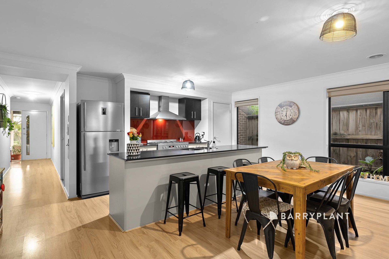 27 Clarendon Street, Pakenham, VIC 3810, Pakenham - Thumbnail 3