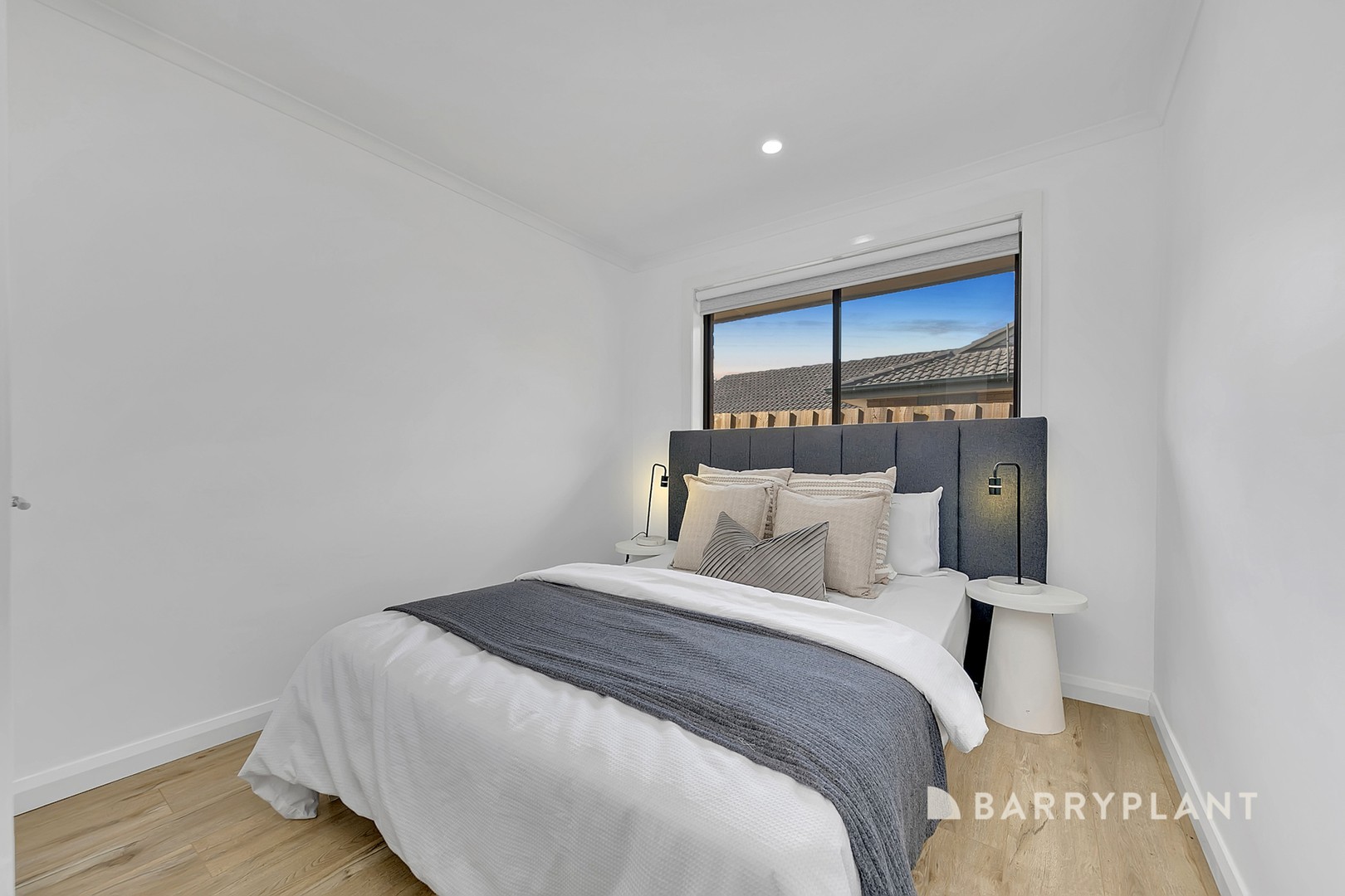 27 Coventry Crescent, Mill Park, VIC 3082, Mill Park - Thumbnail 7