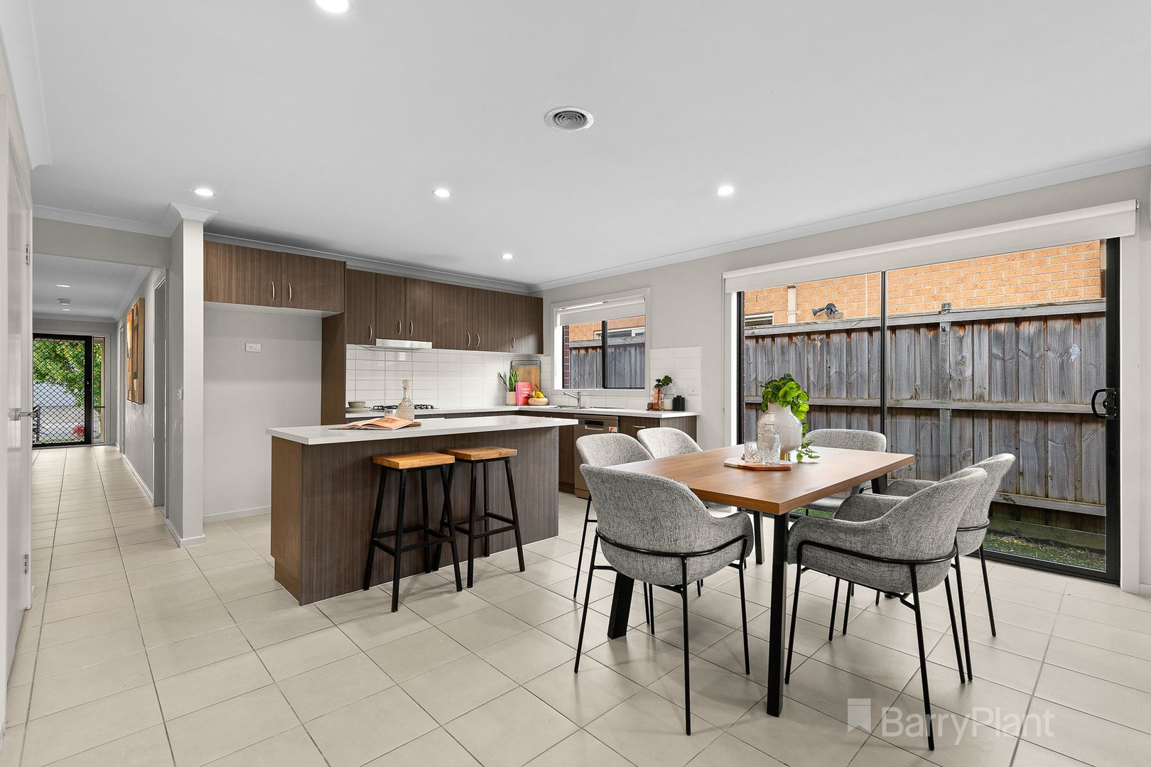 27 Cranbrook Circuit, Officer, VIC 3809, Officer - Thumbnail 3