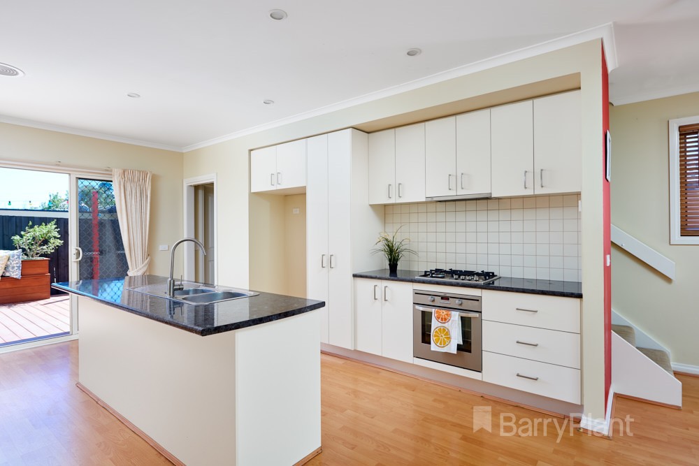 27 Crescent Street, Noble Park, VIC 3174, Noble Park - Thumbnail 3