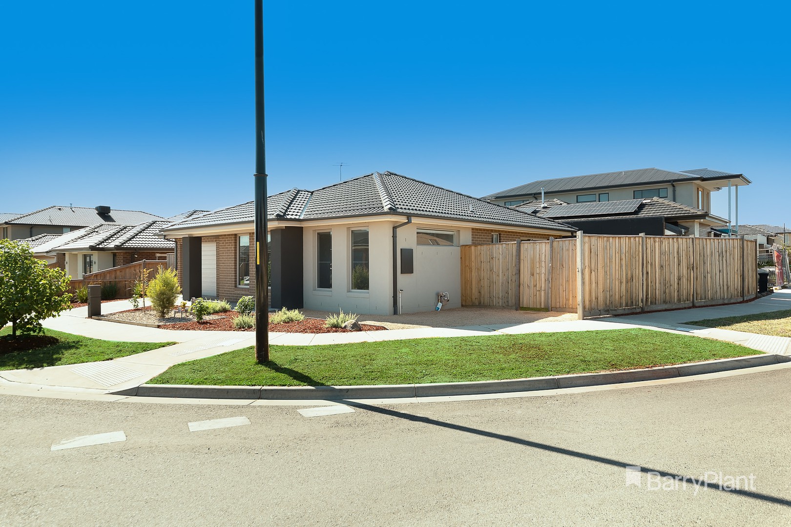 27 Devizes Drive, Wollert, VIC 3750, Wollert - Thumbnail 3