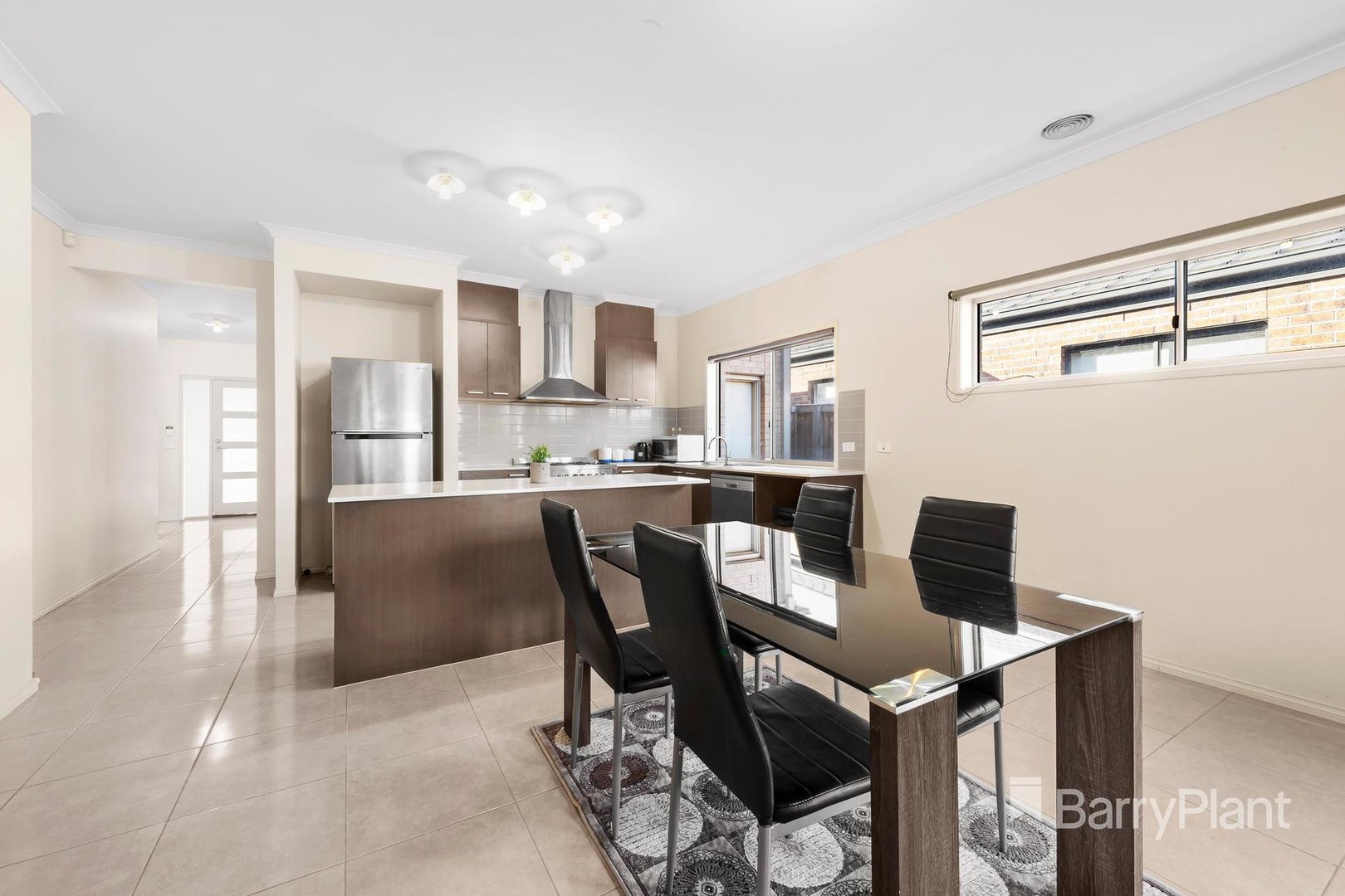 27 Draper Crescent, Epping, VIC 3076, Epping - Thumbnail 3