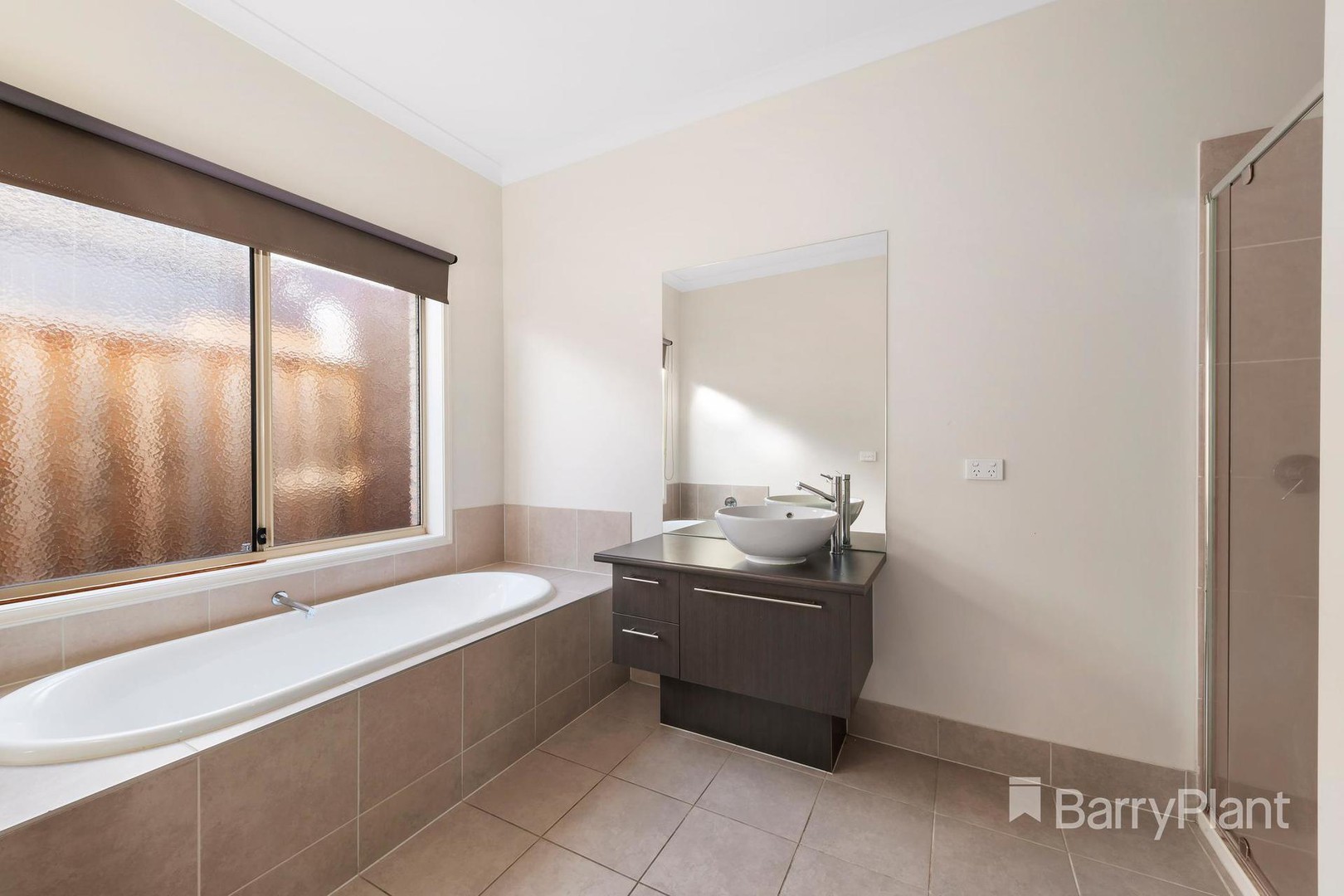 27 Draper Crescent, Epping, VIC 3076, Epping - Thumbnail 7