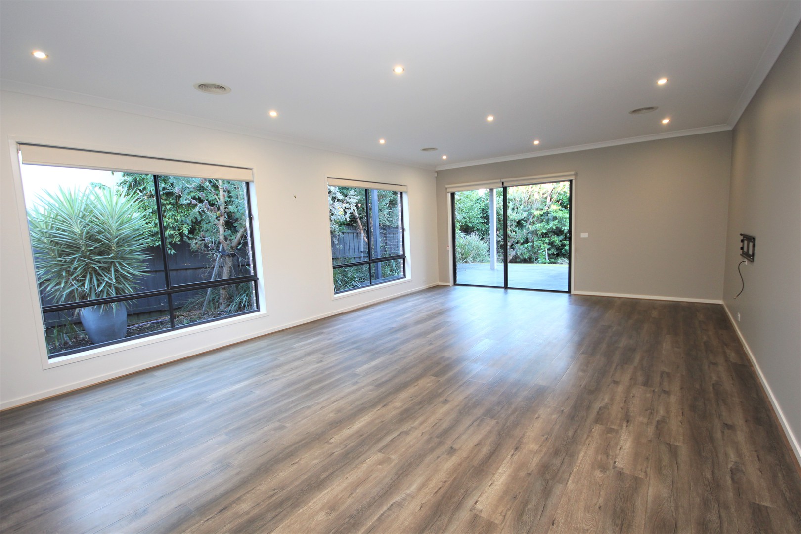 27 Elouera Street, Armstrong Creek, VIC 3217, Armstrong Creek - Thumbnail 2