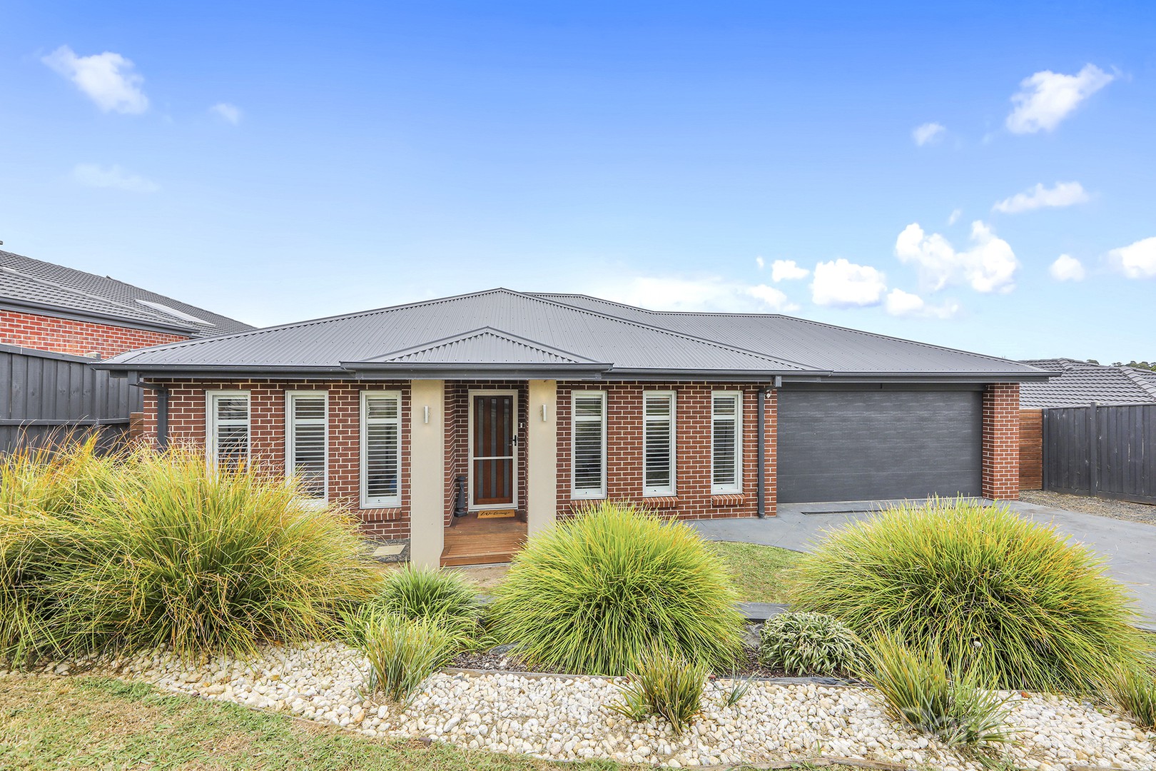 27 Empire Avenue, Drouin, VIC 3818