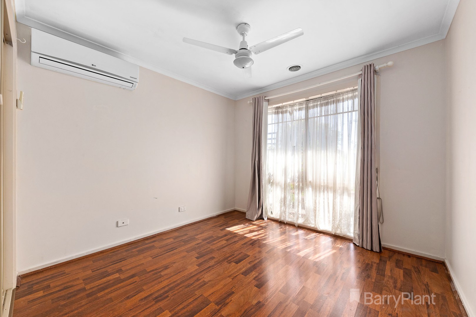 27 England Walk, Narre Warren South, VIC 3805, Narre Warren South - Thumbnail 7