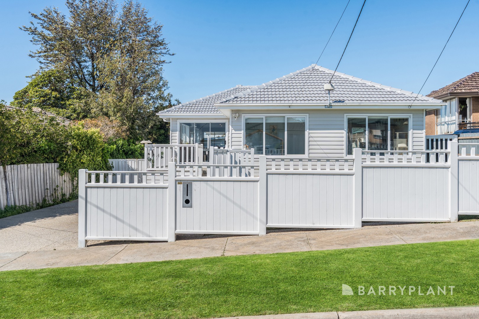 27 Ernest Street, Bell Post Hill, VIC 3215 - Thumbnail 2 - 16/10/2025