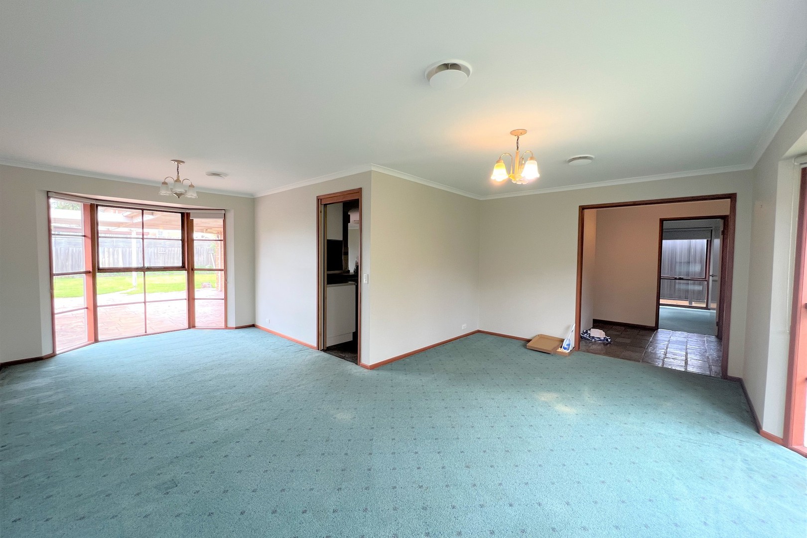 27 Fastnet Drive, Taylors Lakes, VIC 3038, Taylors Lakes - Thumbnail 2