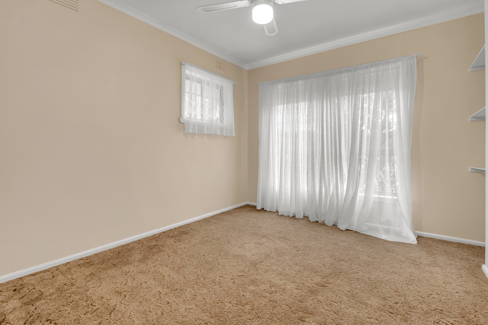 27 Field Street, Craigieburn, VIC 3064, Craigieburn - Thumbnail 4