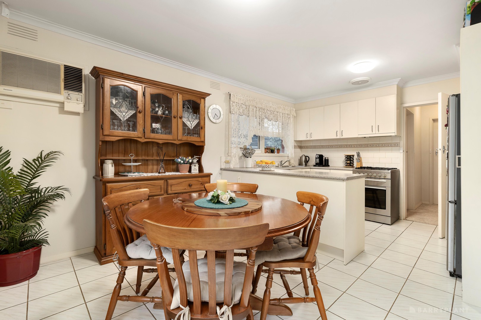 27 George Street, Doncaster East, VIC 3109 - Thumbnail 2 - 05/05/2026