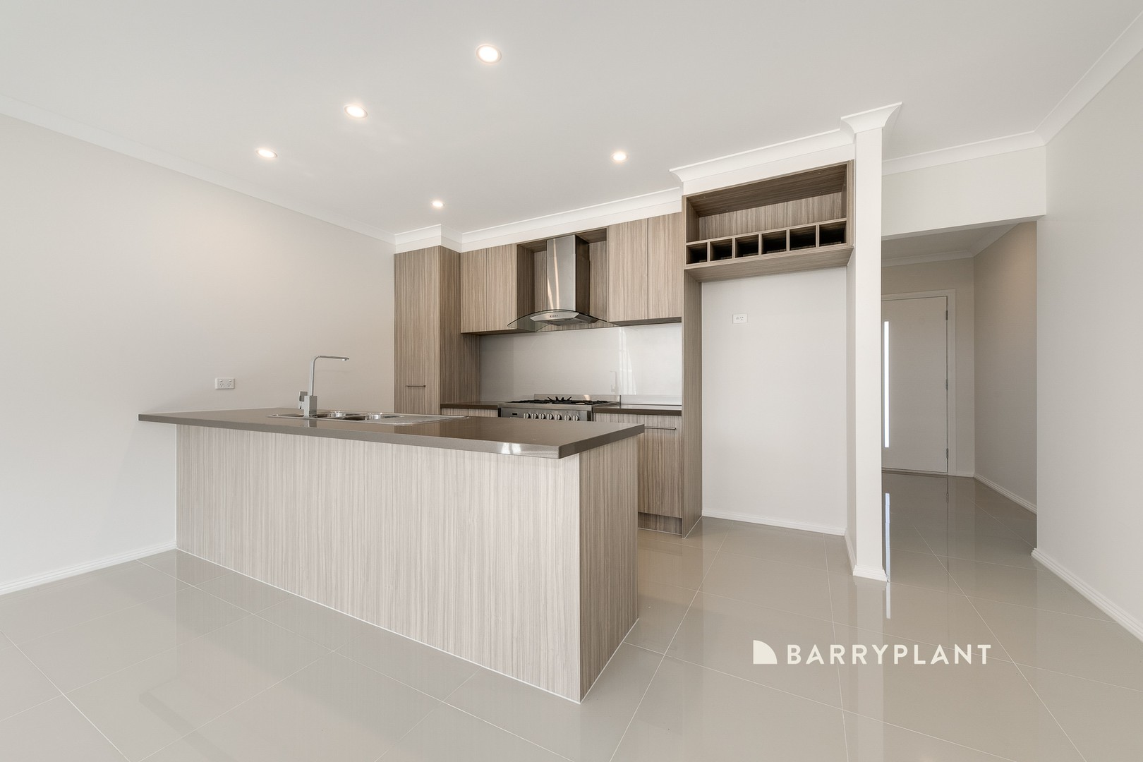 27 Gledhill Street, Narre Warren, VIC 3805 - Thumbnail 2 - 24/06/2026