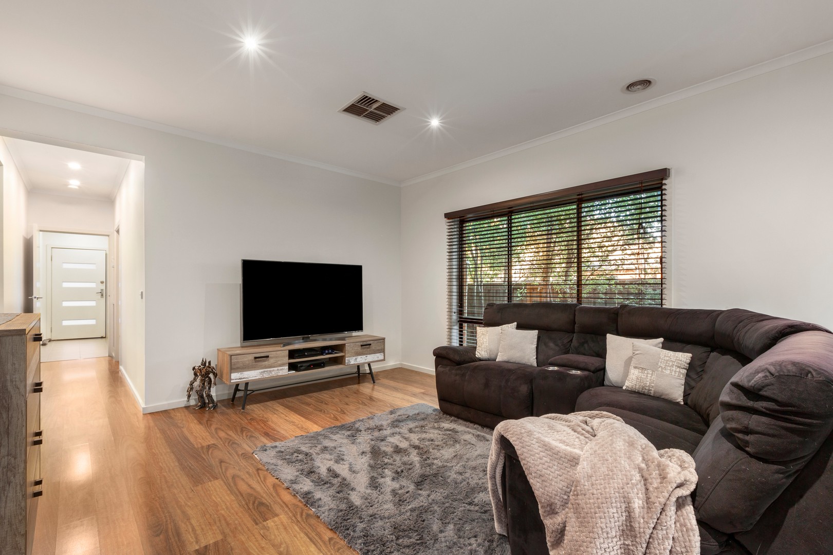 27 Goulburn StreetMernda, VIC 3754, Mernda - Thumbnail 5