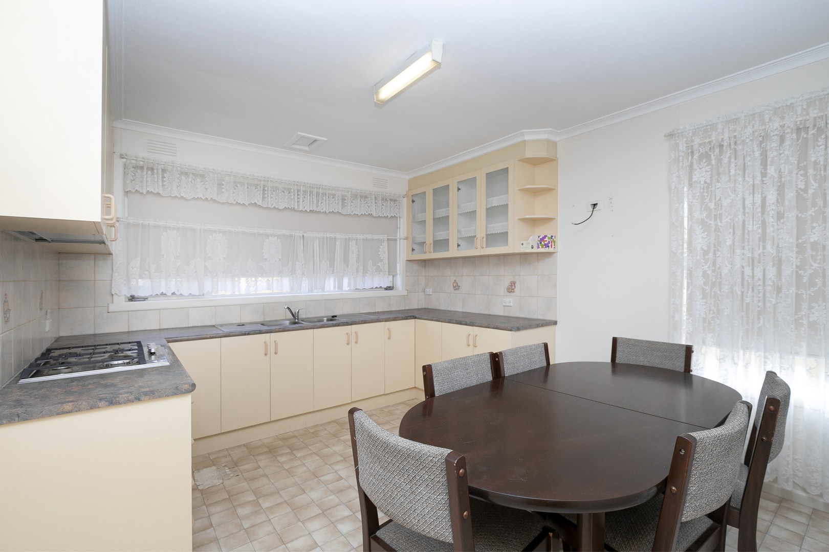 27 Grace Street, St Albans, VIC 3021, St Albans - Thumbnail 4