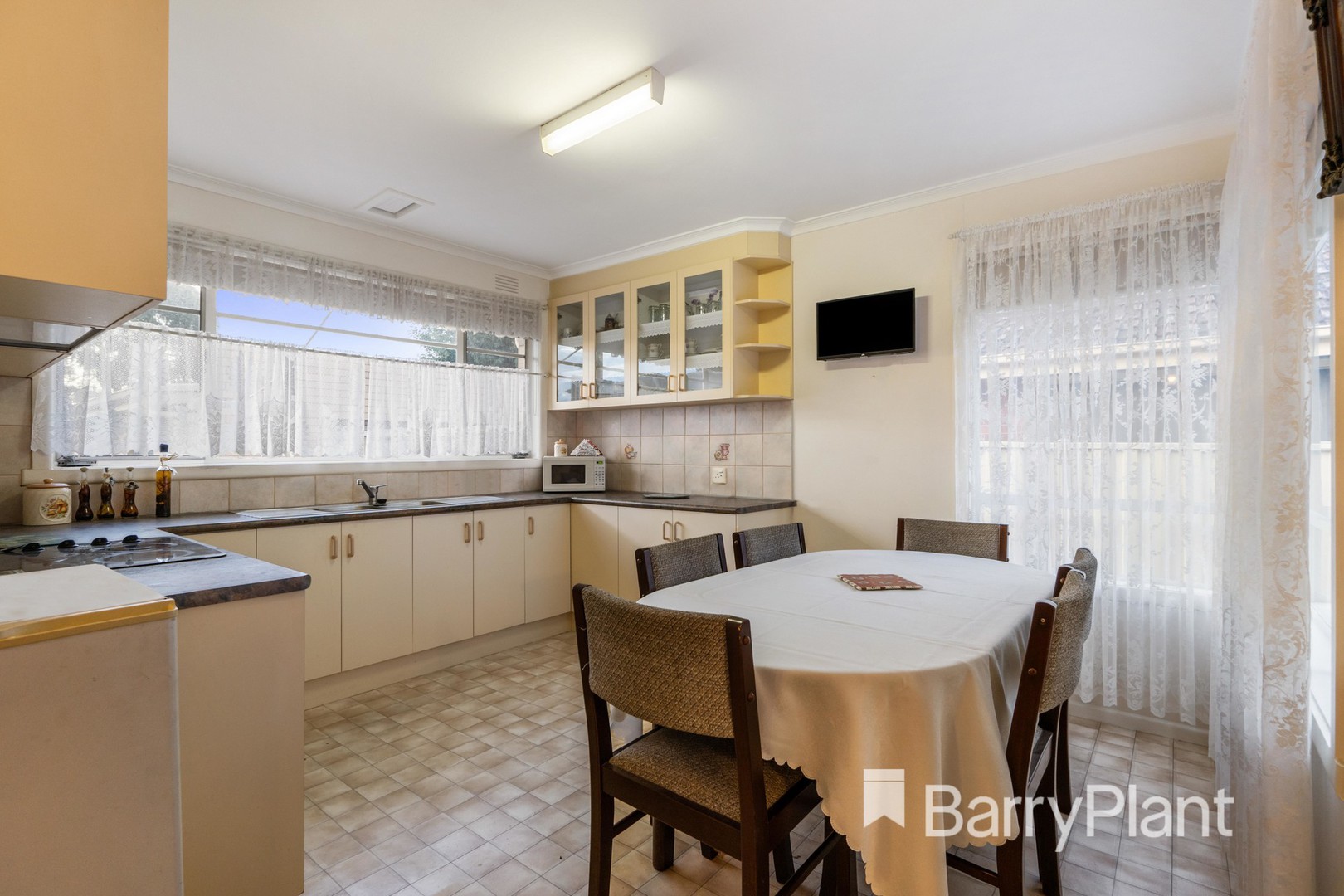 27 Grace Street, St Albans, VIC 3021, St Albans - Thumbnail 8