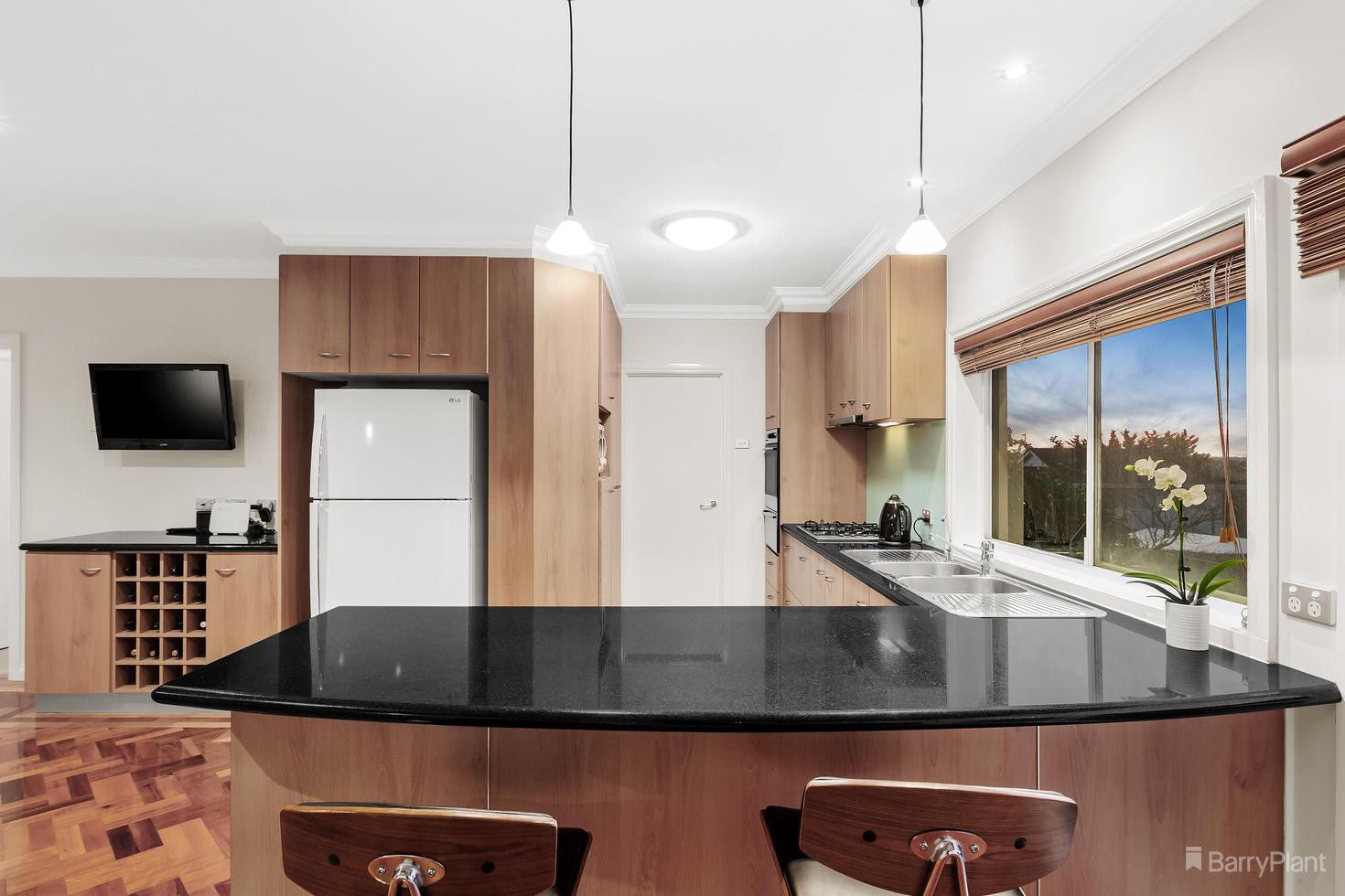 27 Gray Street, Doncaster, VIC 3108, Doncaster - Thumbnail 5