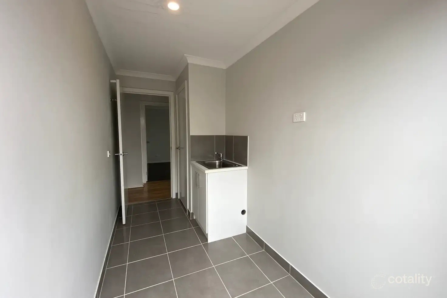 27 Hawthorn Avenue, Harkness, VIC 3337, Harkness - Thumbnail 7
