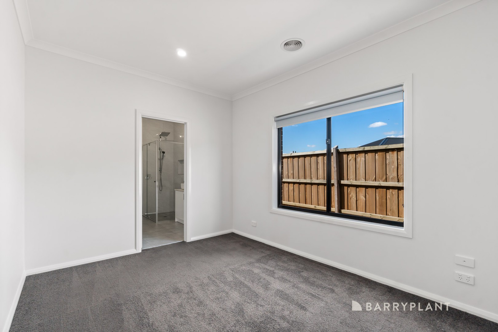 27 Hourigan Way, Werribee, VIC 3030, Werribee - Thumbnail 5