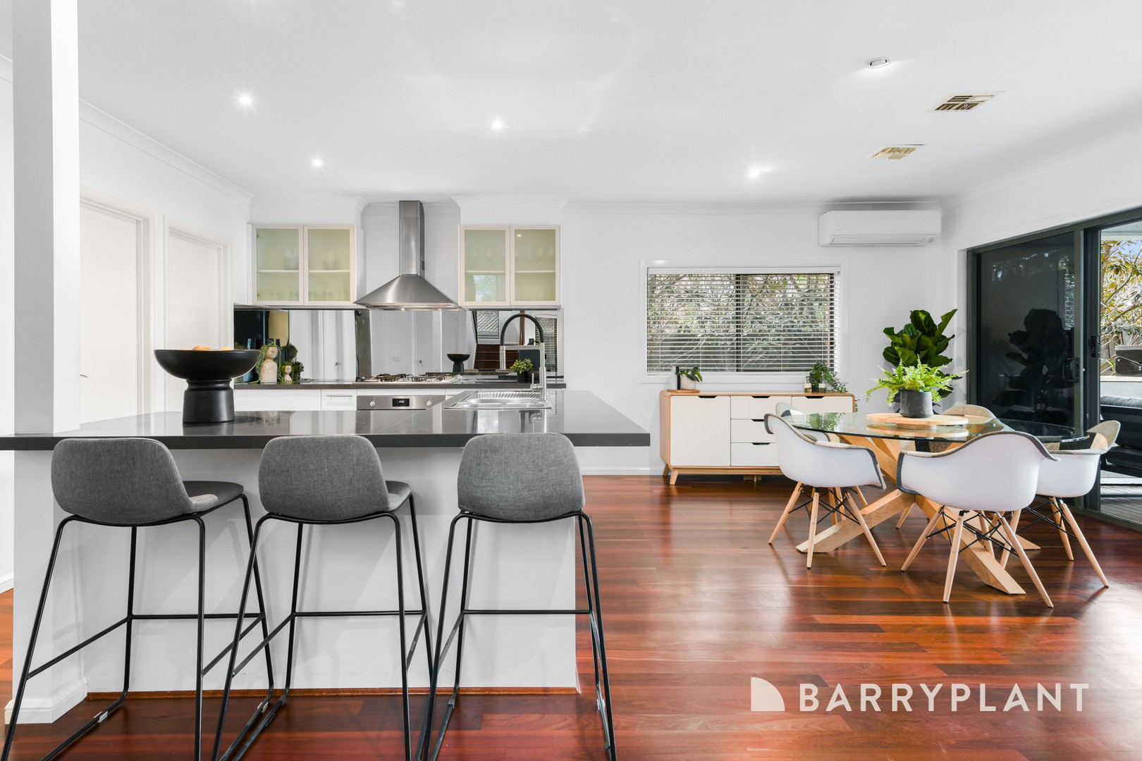 27 Jubilee Drive, Rowville, VIC 3178, Rowville - Thumbnail 3