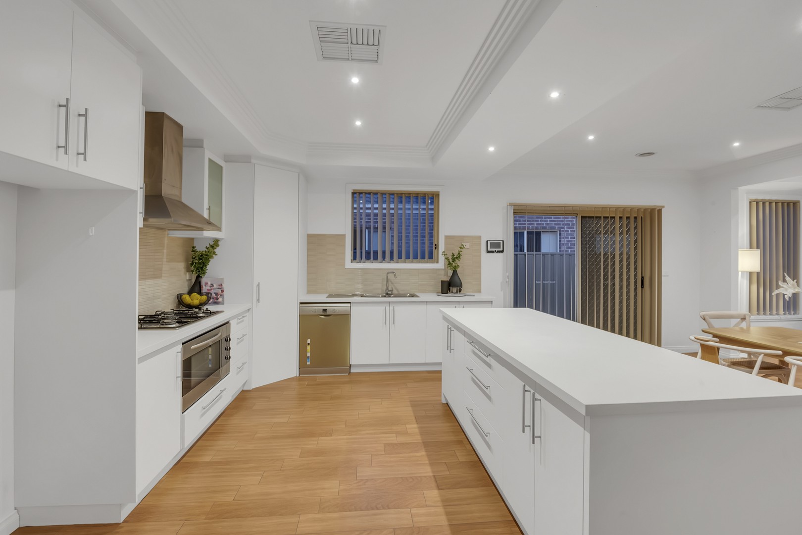 27 Kinglake Crescent, Craigieburn, VIC 3064, Craigieburn - Thumbnail 4