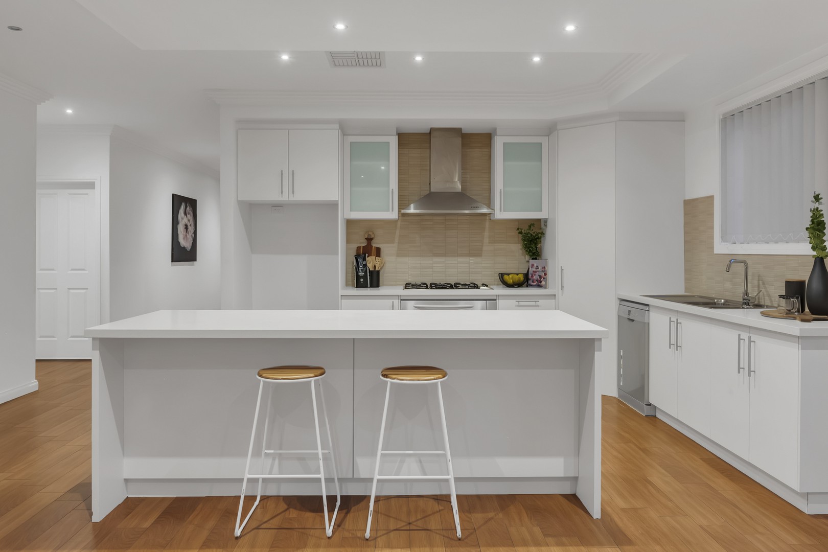 27 Kinglake Crescent, Craigieburn, VIC 3064, Craigieburn - Thumbnail 5
