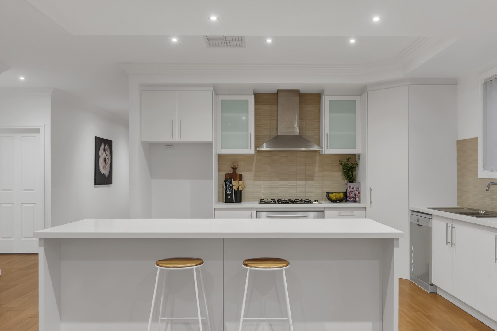 27 Kinglake Crescent, Craigieburn, VIC 3064, Craigieburn - Thumbnail 6