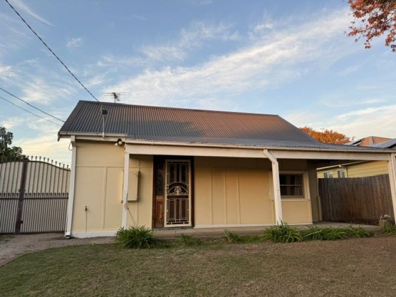 27 Levuka St, Seaford, VIC 3198 - Thumbnail 1 - 12/05/2025