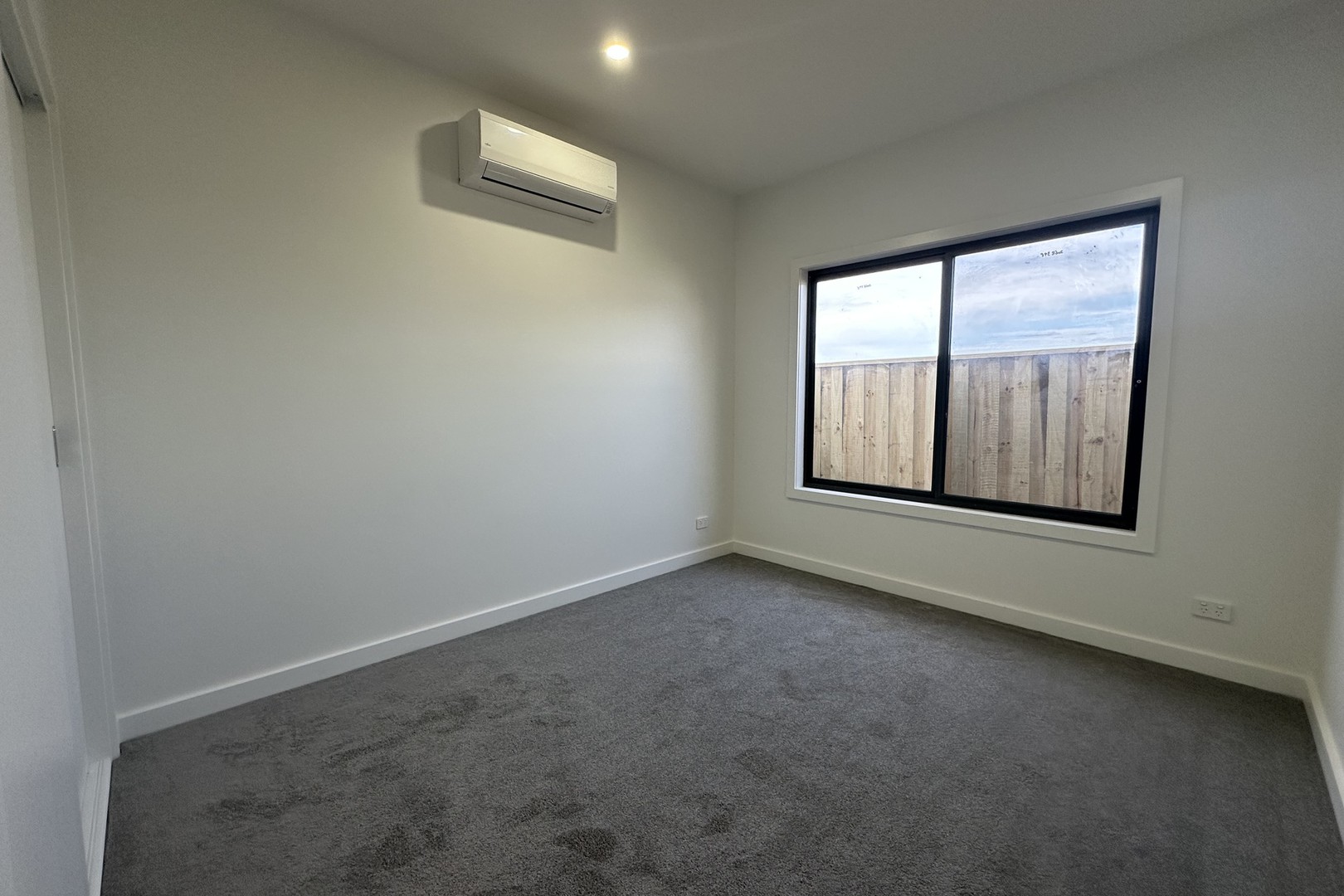 27 Litoria Drive, Deanside, VIC 3336, Deanside - Thumbnail 6