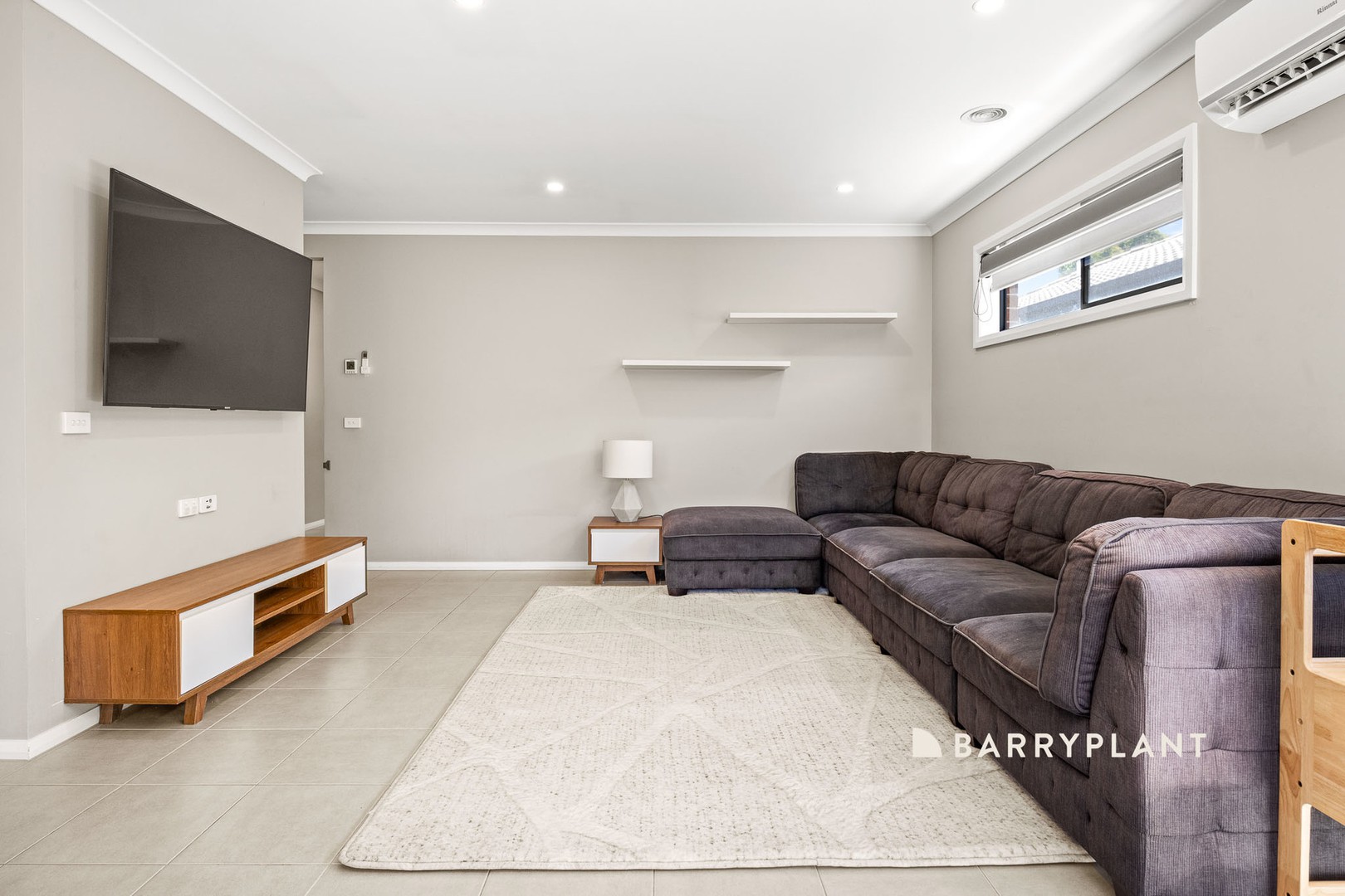 27 Lotus Street, Pakenham, VIC 3810, Pakenham - Thumbnail 4