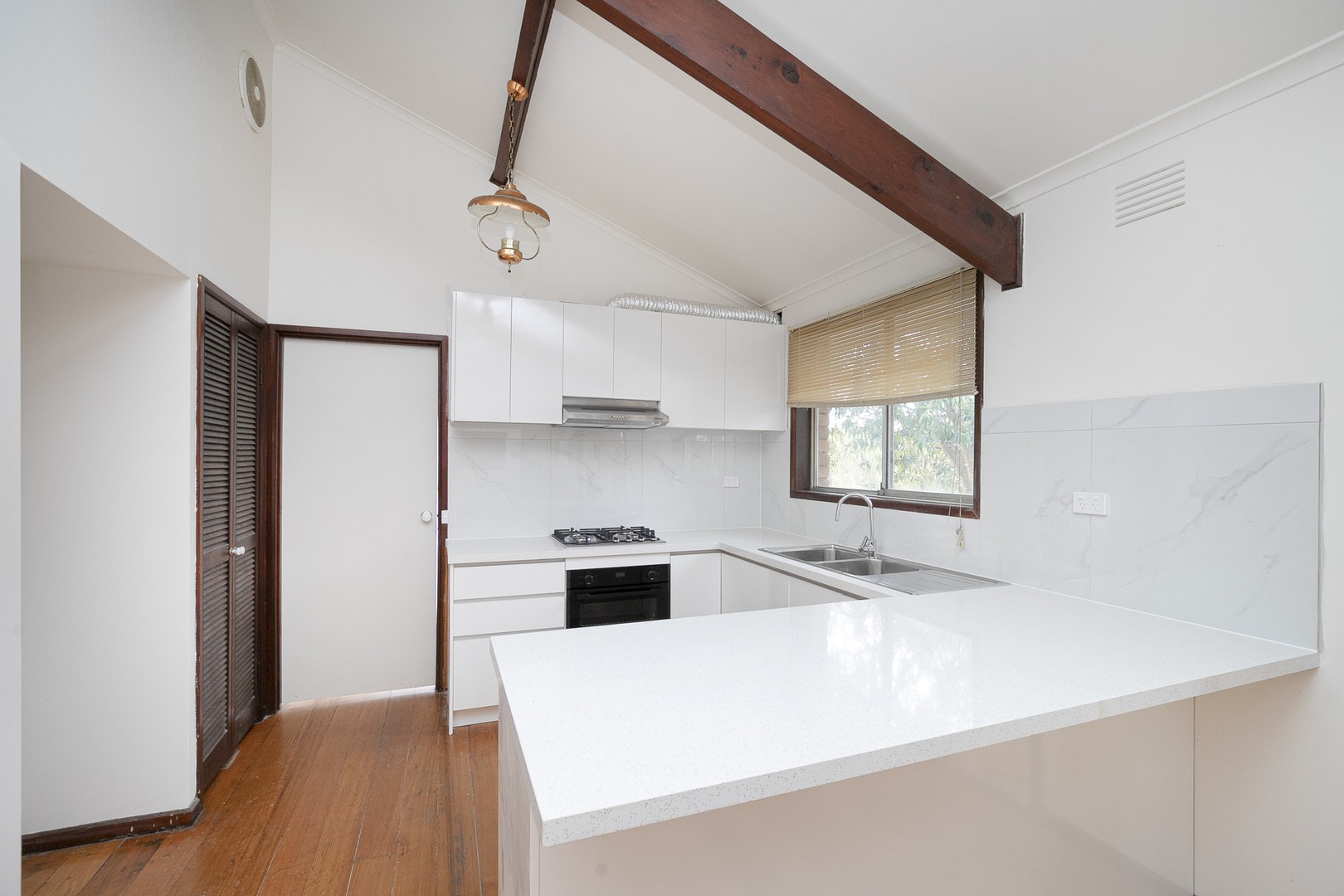 27 Lowalde Drive, Epping, VIC 3076, Epping - Thumbnail 3