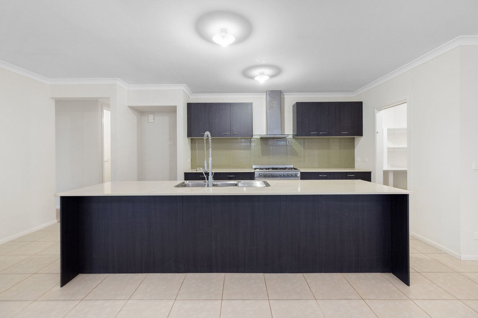 27 Lukis Avenue, Williams Landing, VIC 3027, Williams Landing - Thumbnail 2