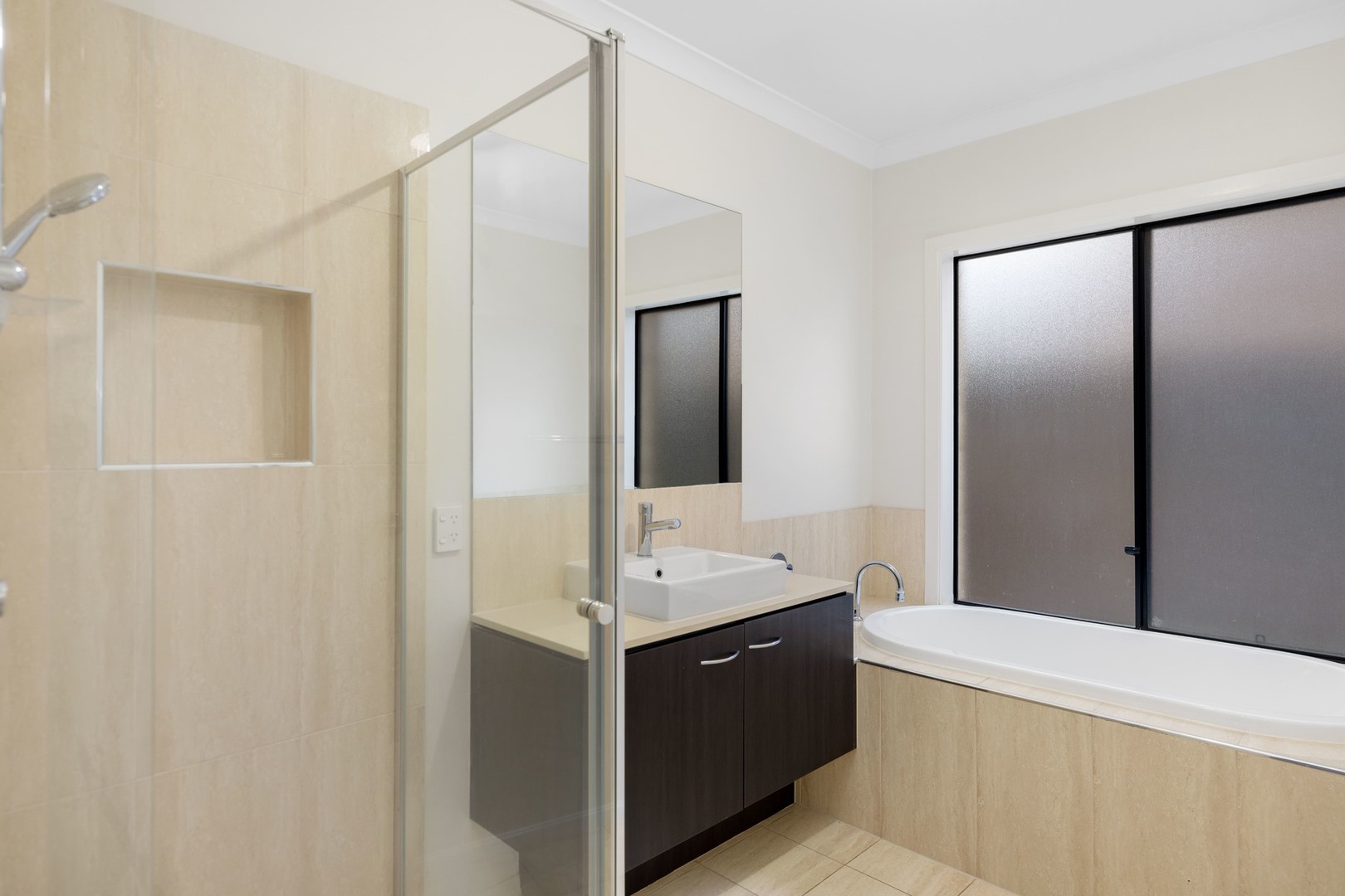 27 Lukis Avenue, Williams Landing, VIC 3027, Williams Landing - Thumbnail 5